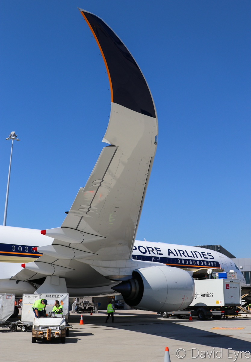 Singapore Airlines Airbus A350 visits Perth on 50th anniversary of ...