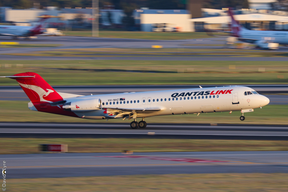 VH-NHZ Fokker 100 (MSN 11515) of Qantaslink (Network Aviation), at ...