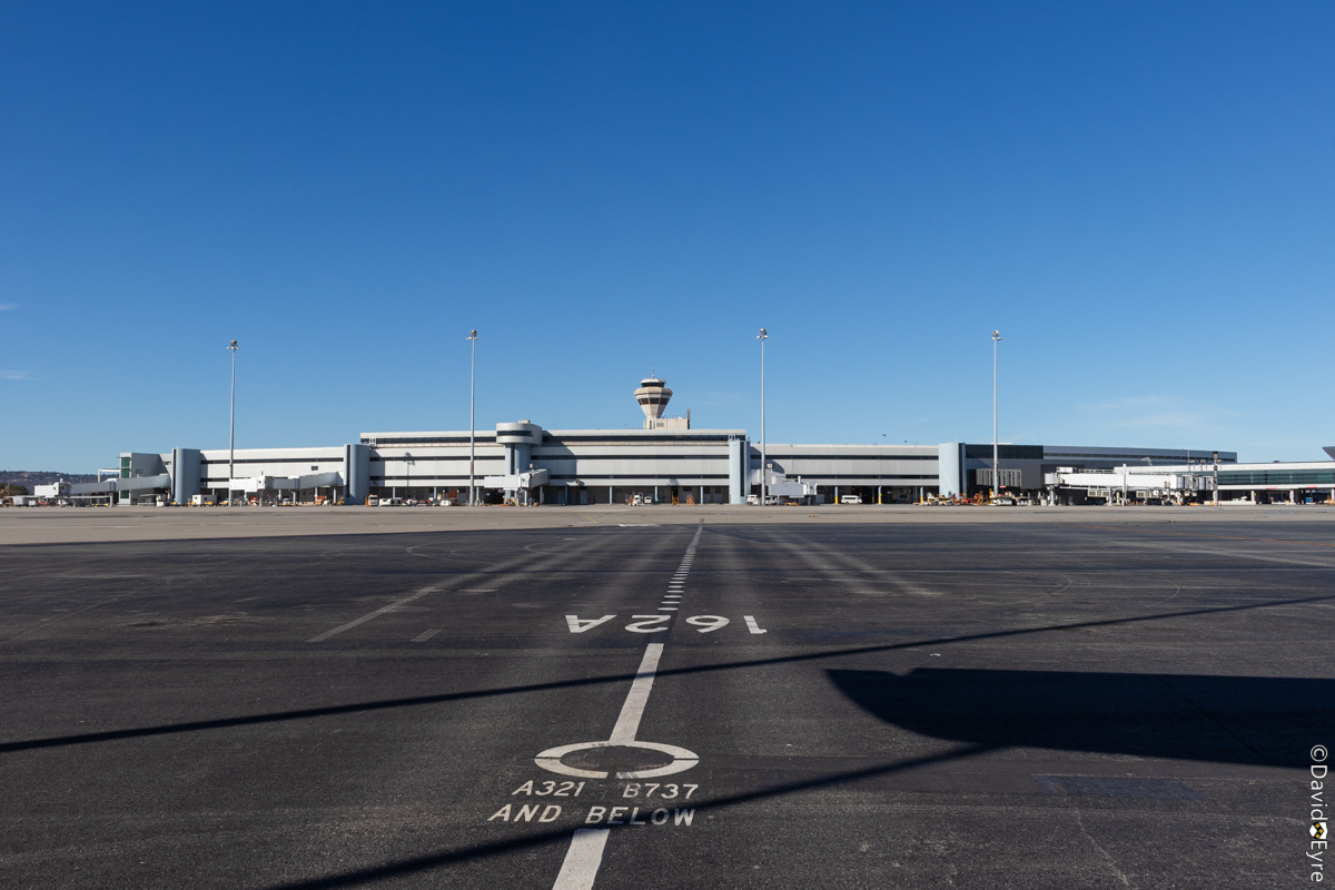 Terminal 1 International and control tower, Perth Airport – 3 June 2019 ...