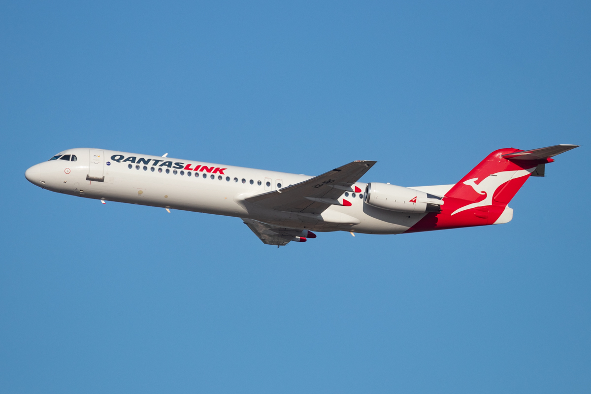 VH-NHI Fokker 100 (MSN 11479) of QantasLink (Network Aviation), at ...